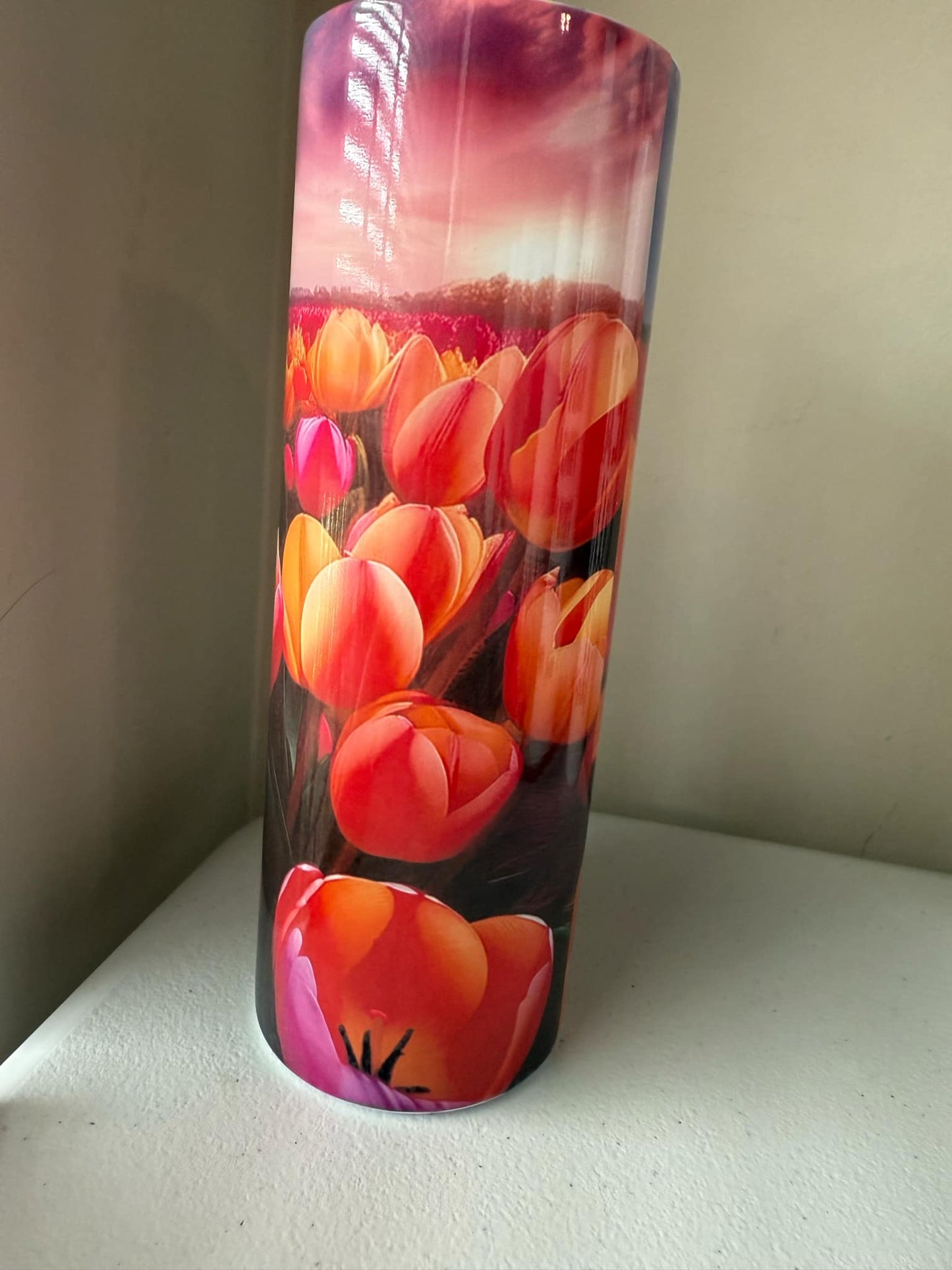 Tulips Land 20oz Tumbler (With Straw)